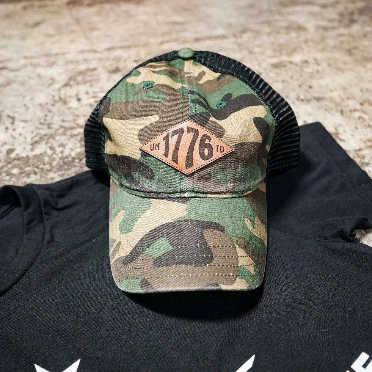 1776 United Woodland Camo Leather 1776 Utd